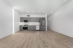 531 E Willetta St, Phoenix, AZ 85004 - Photo 11