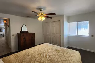 2233 E Behrend Dr, Phoenix, AZ 85024 - Photo 25