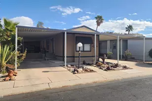 2233 E Behrend Dr, Phoenix, AZ 85024 - Photo 3