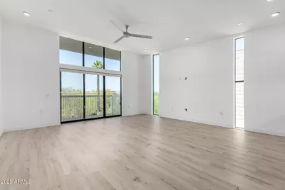 531 E Willetta Street #Unit 102, Phoenix, AZ 85004 - Photo 5