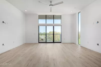 531 E Willetta Street #102, Phoenix, AZ 85004 - Photo 3