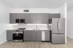 531 E Willetta St, Phoenix, AZ 85004 - Photo 9