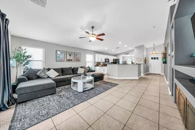 12672 N 142nd Lane, Surprise, AZ 85379 - Photo 11