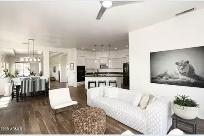 35707 N 34th Lane, Phoenix, AZ 85086 - Photo 9