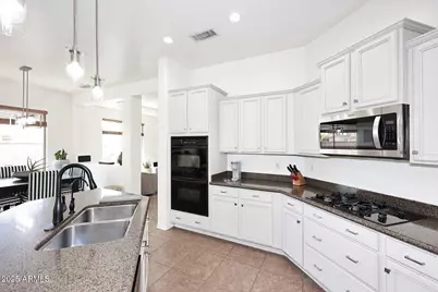 35707 N 34th Lane, Phoenix, AZ 85086 - Photo 13