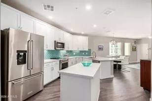 2511 W Queen Creek Rd, Chandler, AZ 85248 - Photo 1