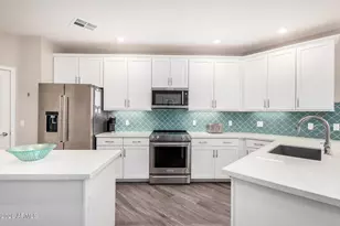 2511 W Queen Creek Rd, Chandler, AZ 85248 - Photo 3