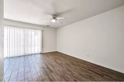 7956 W Glendale Avenue #1, Glendale, AZ 85303 - Photo 11