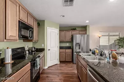 959 W Desert Seasons Drive, San Tan Valley, AZ 85143 - Photo 11