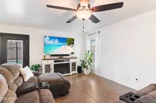 41172 W Cahill Dr, Maricopa, AZ 85138 - Photo 9