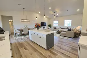 350 N Florence St, Florence, AZ 85132 - Photo 1