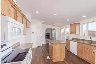 37324 W Culver St, Tonopah, AZ 85354 - Photo 13