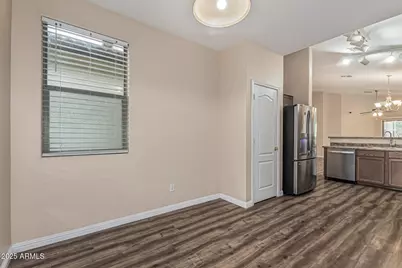 6918 S 37th Drive, Phoenix, AZ 85041 - Photo 11