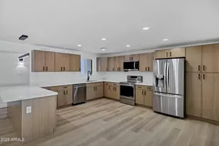 1618 W Lamar Rd, Phoenix, AZ 85015 - Photo 1