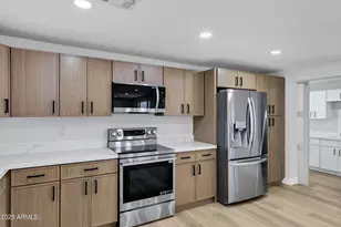 1618 W Lamar Rd, Phoenix, AZ 85015 - Photo 3