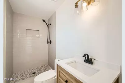 726 N 78th Street, Scottsdale, AZ 85257 - Photo 3