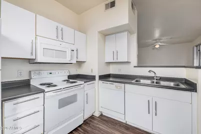 3302 N 7th Street #307, Phoenix, AZ 85014 - Photo 17