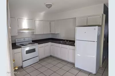 2957 E Atlanta Avenue, Phoenix, AZ 85040 - Photo 9