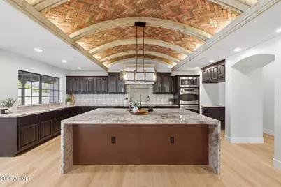 2112 E Laurel Street, Mesa, AZ 85213 - Photo 11