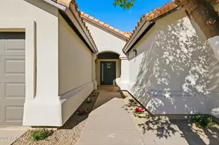 2112 E Laurel St, Mesa, AZ 85213 - Photo 3