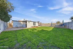 3317 E Bloomfield Rd, Phoenix, AZ 85032 - Photo 7