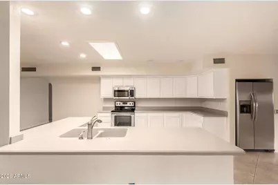 10510 W Concho Circle, Sun City, AZ 85373 - Photo 15