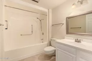 10510 W Concho Cir, Sun City, AZ 85373 - Photo 25