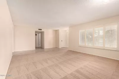 10510 W Concho Circle, Sun City, AZ 85373 - Photo 9