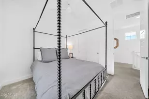 2042 W Lariat Ln, Phoenix, AZ 85085 - Photo 27