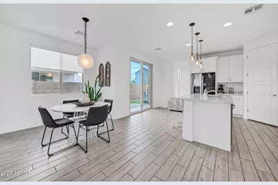 2042 W Lariat Lane, Phoenix, AZ 85085 - Photo 13