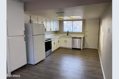 3352 W Harmont Drive #3, Phoenix, AZ 85051 - Photo 7