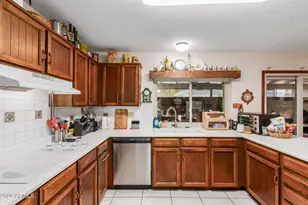 5034 W Harmont Dr, Glendale, AZ 85302 - Photo 9