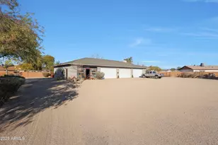 2718 E Campo Bello Dr, Phoenix, AZ 85032 - Photo 35