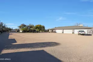 2718 E Campo Bello Dr, Phoenix, AZ 85032 - Photo 39