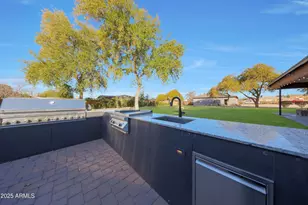 2718 E Campo Bello Dr, Phoenix, AZ 85032 - Photo 23