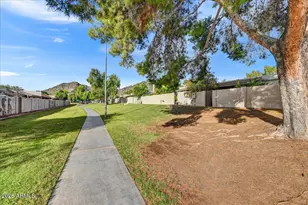 925 E Cochise Dr, Phoenix, AZ 85020 - Photo 27