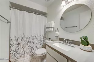 925 E Cochise Dr, Phoenix, AZ 85020 - Photo 21