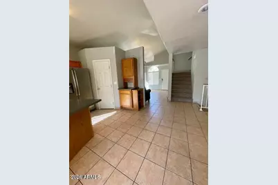 3705 E Topeka Drive, Phoenix, AZ 85050 - Photo 3