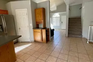 3705 E Topeka Dr, Phoenix, AZ 85050 - Photo 3
