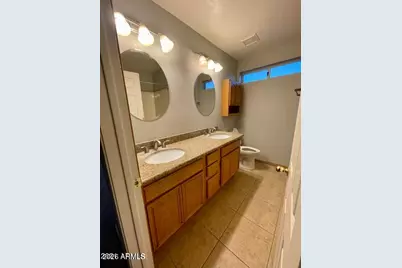 3705 E Topeka Drive, Phoenix, AZ 85050 - Photo 17