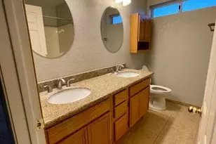 3705 E Topeka Dr, Phoenix, AZ 85050 - Photo 17