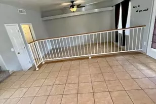 3705 E Topeka Dr, Phoenix, AZ 85050 - Photo 7