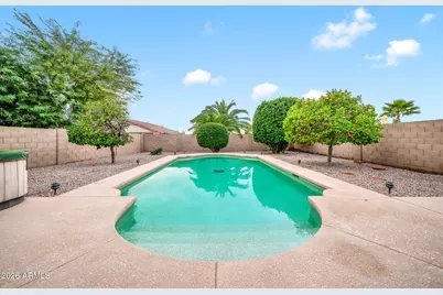 17021 W Halifax Lane, Surprise, AZ 85374 - Photo 33