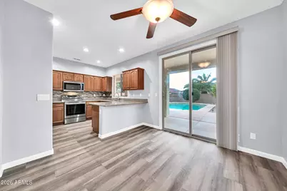 17021 W Halifax Lane, Surprise, AZ 85374 - Photo 11