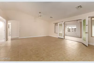 333 W Ridgeview Trail, Casa Grande, AZ 85122 - Photo 5