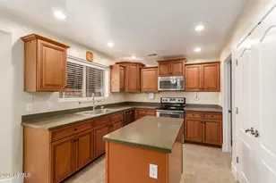 333 W Ridgeview Trail, Casa Grande, AZ 85122 - Photo 9