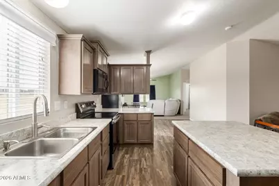 10121 S 353rd Avenue, Arlington, AZ 85322 - Photo 7