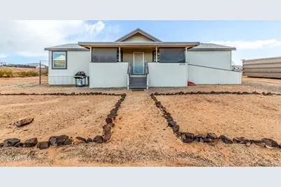 10121 S 353rd Avenue, Arlington, AZ 85322 - Photo 1