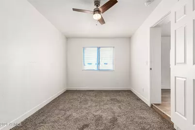 2242 E Nancy Lane, Phoenix, AZ 85042 - Photo 11