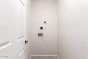 2242 E Nancy Ln, Phoenix, AZ 85042 - Photo 19